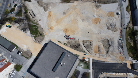 Izgradnja novih zunanjih športnih površin  med šolama (7)